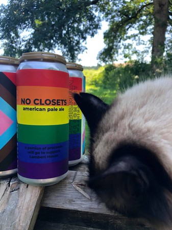 No Closets Pale