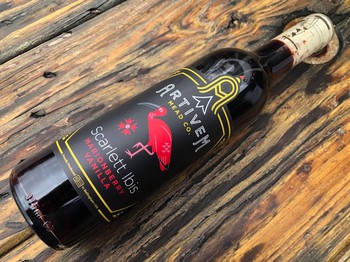 Scarlett Ibis (Marionberry, Vanilla) Mead
